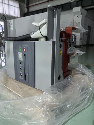 Wyłącznik próżniowy wysokonapięciowy DC 125V do zamykania i otwierania, z prędkością zamykania 0,766 m/s, oferujący ochronę obwodu